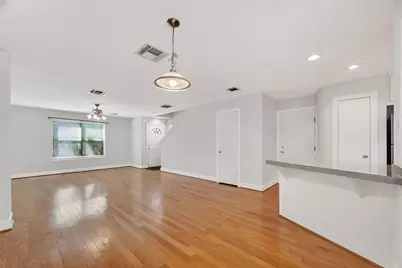 5951 South Loop E #47, Houston, TX 77033 - Photo 10