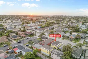 3619 Ave S, Galveston, TX 77550 - Photo 48