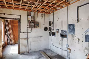 607 Lyons Ave, Schulenburg, TX 78956 - Photo 22