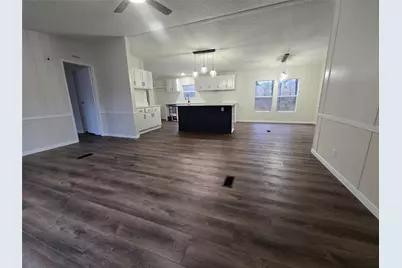 210 S Southwind Trails, Cleveland, TX 77328 - Photo 12