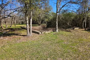 710 Milam Ave, Eagle Lake, TX 77434 - Photo 6