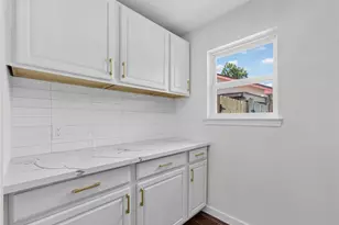 911 Golden W Dr, Katy, TX 77450 - Photo 16