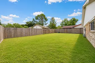 911 Golden W Dr, Katy, TX 77450 - Photo 30