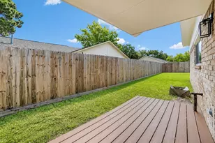 911 Golden W Dr, Katy, TX 77450 - Photo 10