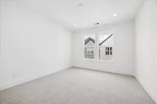 7723 Sky Dweller Dr, Houston, TX 77055 - Photo 38