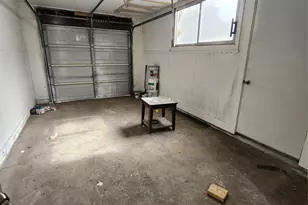 9711 Aguila St, Houston, TX 77013 - Photo 20