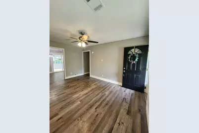 9711 Aguila Street, Houston, TX 77013 - Photo 4