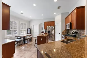 15 Tillamook Ct, Spring, TX 77389 - Photo 4
