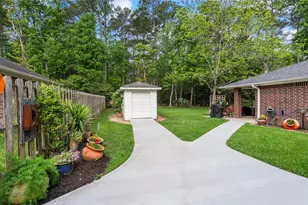 1415 River Oaks Dr, Huntsville, TX 77340 - Photo 28
