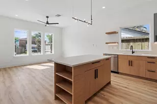 6624 St Augustine St, Houston, TX 77021 - Photo 4