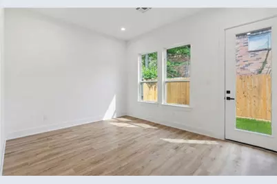 6624 Saint Augustine Street #B, Houston, TX 77021 - Photo 6