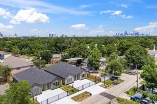 6624 St Augustine St, Houston, TX 77021 - Photo 2