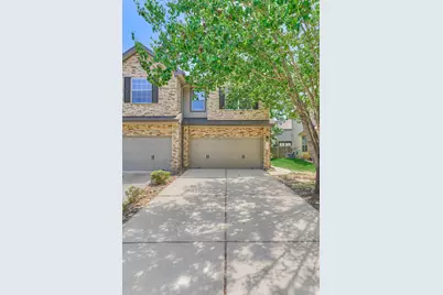 7 Wickerdale, The Woodlands, TX 77382 - Photo 2