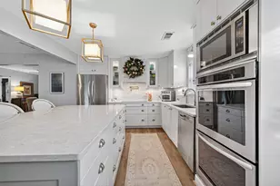 8106 Twin Hills Dr, Houston, TX 77071 - Photo 20