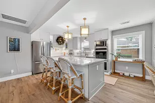 8106 Twin Hills Dr, Houston, TX 77071 - Photo 18