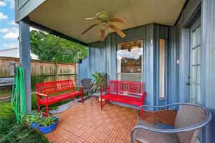 13739 Kensington Pl, Houston, TX 77034 - Photo 32