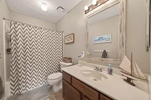 13739 Kensington Pl, Houston, TX 77034 - Photo 24