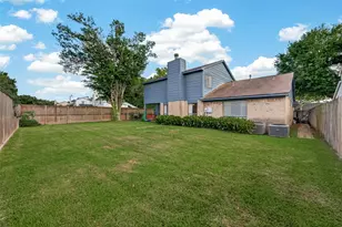 13739 Kensington Pl, Houston, TX 77034 - Photo 36