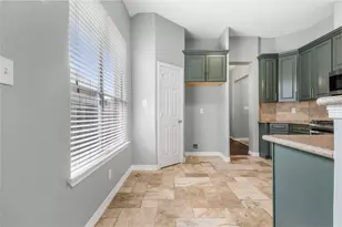 702 Clayton St, Tomball, TX 77375 - Photo 8