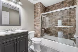 702 Clayton St, Tomball, TX 77375 - Photo 20