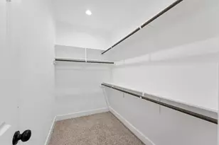 9303 Firnat St, Houston, TX 77016 - Photo 12
