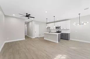 9303 Firnat St, Houston, TX 77016 - Photo 8