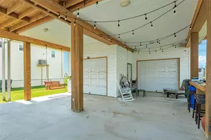 4114 Navarro Dr, Galveston, TX 77554 - Photo 12