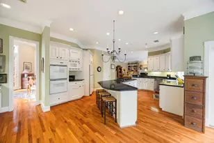 9103 Hudson Ct, Houston, TX 77024 - Photo 16