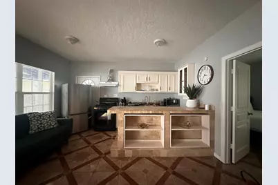 15 Stiles Street, Houston, TX 77011 - Photo 6