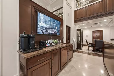 3525 Sage Road #1405, Houston, TX 77056 - Photo 32