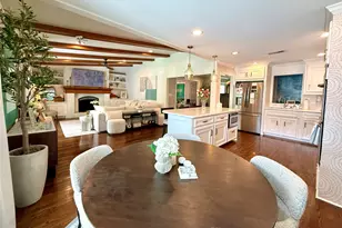7803 Meadowglen Ln, Houston, TX 77063 - Photo 4