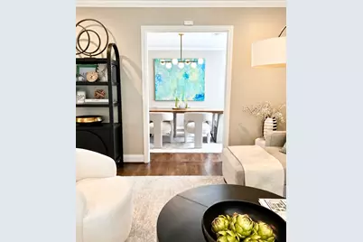 7803 Meadowglen Lane, Houston, TX 77063 - Photo 16