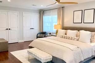 7803 Meadowglen Ln, Houston, TX 77063 - Photo 30
