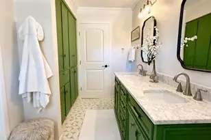 7803 Meadowglen Ln, Houston, TX 77063 - Photo 28