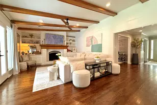 7803 Meadowglen Ln, Houston, TX 77063 - Photo 12