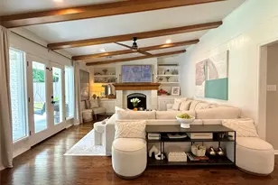 7803 Meadowglen Ln, Houston, TX 77063 - Photo 10