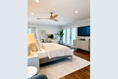 7803 Meadowglen Lane, Houston, TX 77063 - Photo 20