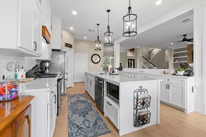 18818 E Cool Breeze Lane, Montgomery, TX 77356 - Photo 14