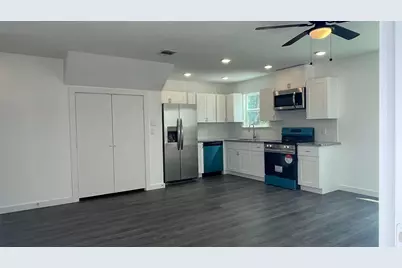 339 Connecticut #A, Houston, TX 77029 - Photo 2