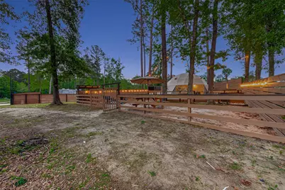 795 County Road 332, Cleveland, TX 77328 - Photo 20