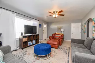 2209 Saladia St, Galveston, TX 77551 - Photo 4