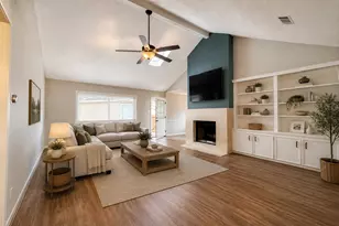 13603 Woodchester Dr, Sugar Land, TX 77498 - Photo 2