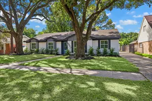 6027 Valkeith Dr, Houston, TX 77096 - Photo 6