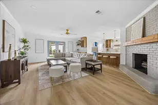 6027 Valkeith Dr, Houston, TX 77096 - Photo 2