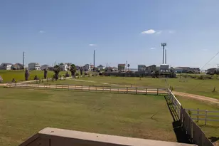 4206 Seabird Dr, Galveston, TX 77554 - Photo 34