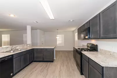 8622 Doris Oaks Circle, Houston, TX 77028 - Photo 1