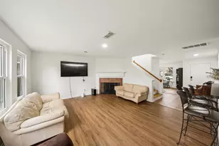 2719 Chatford Hollow Ln, Houston, TX 77014 - Photo 12