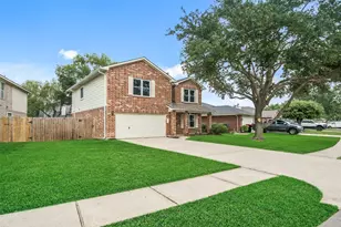 2719 Chatford Hollow Ln, Houston, TX 77014 - Photo 2