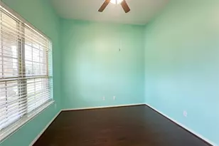 18514 Magnolia Dell Dr, Cypress, TX 77433 - Photo 6