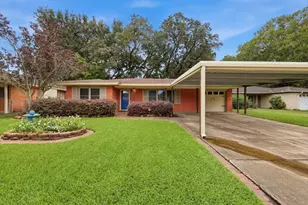 627 Crepe Myrtle Ave, Orange, TX 77630 - Photo 1